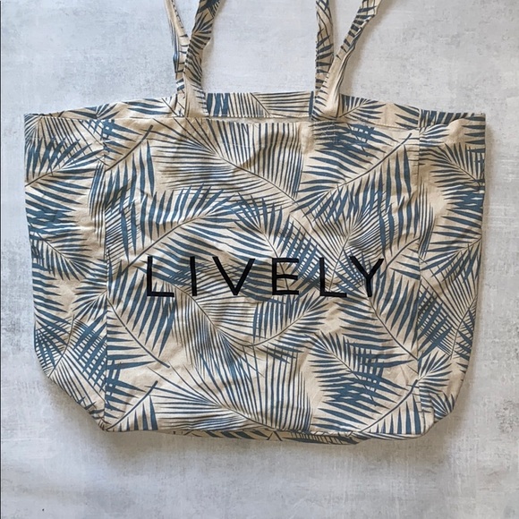 LIVELY palm leaf tote - Picture 7 of 11